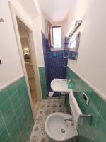 A bathroom at Pagliarulo Complex by AMALFIVACATION