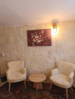 Posezení v ubytování Asma Cave House