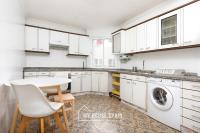 Kuchyň nebo kuchyňský kout v ubytování MyHouseSpain- Único apartamento en centro Gijón