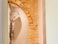 Koupelna v ubytování Dolce Vita Apartments - Spacious Renovated Apartments with Unique Decor Perfect for 4 in Laganas Ideal for Fun and Relaxation By Villa Mana Gers