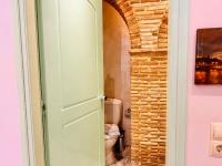 Koupelna v ubytování Dolce Vita Apartments - Spacious Renovated Apartments with Unique Decor Perfect for 4 in Laganas Ideal for Fun and Relaxation By Villa Mana Gers