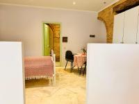 Posezení v ubytování Dolce Vita Apartments - Spacious Renovated Apartments with Unique Decor Perfect for 4 in Laganas Ideal for Fun and Relaxation By Villa Mana Gers