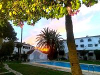 Bazén v ubytování Apartamento Urb Oasis Park II Denia, las Marinas nebo v jeho okolí