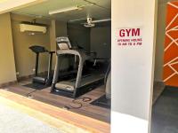 Fitness centrum a/nebo fitness zařízení v ubytování Private apartment at Bayshore by Lofty