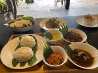 Φαγητό σε αυτό το ξενοδοχείο ή κάπου εκεί κοντά