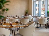 Restaurace v ubytování Aparthotel Adagio Fujairah