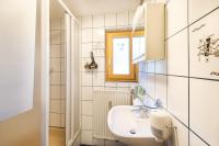 Łazienka w obiekcie Apartmenthaus Pastner am Teich