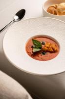 Jídlo v hotelu nebo okolí