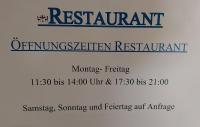 uma placa de restaurante com as palavras aposentadoria istg em Tennis Golf Hotel Höllrigl em Kottingbrunn