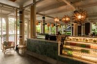 En restaurant eller et andet spisested på Holiday Ao Nang Beach Resort, Krabi