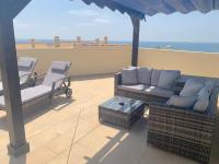 Posedenie v ubytovaní Penthouse & Jacuzzi With Sea Views In Costa Blanca