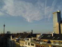Nespecifikovaný výhled na destinaci Düsseldorf nebo výhled na město při pohledu z apartmánu