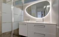 Łazienka w obiekcie LE SMILE - 3 bedrooms - 8pers - Parking - Centre Gare