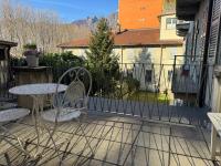 A balcony or terrace at Casa al Lago