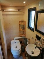 Tiny House im Grünenにあるバスルーム