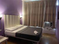 The Purple Tree Hostelにあるベッド