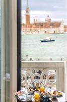 Nápoje v ubytování Londra Palace Venezia