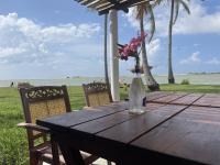 Naturlandskabet i nærheden af resortet