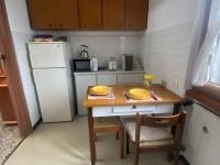 A kitchen or kitchenette at Villino Carla