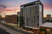 una representación de un edificio alto en una ciudad en AC Hotel by Marriott St. Louis Clayton, en Clayton