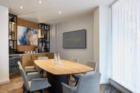 Kuchyň nebo kuchyňský kout v ubytování Courtyard by Marriott Oxford City Centre