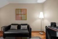 Posezení v ubytování AC Hotel Palencia by Marriott
