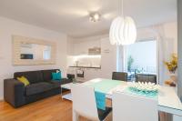 Posedenie v ubytovaní Apartment Akvarel