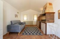 A kitchen or kitchenette at Villa con piscina Cala Morell