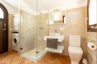 A bathroom at Villa con piscina Cala Morell