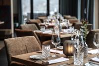 Reštaurácia alebo iné gastronomické zariadenie v ubytovaní Metzgerwirt