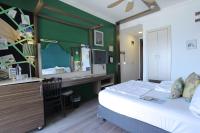 Postel nebo postele na pokoji v ubytování Anjeliq House Boutique Hotel