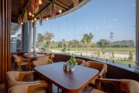 Gallery image of The Corbett King in Belparāo