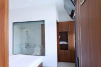 Ruby Mini Hotelにあるバスルーム