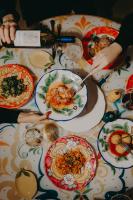 Jídlo v hotelu nebo okolí