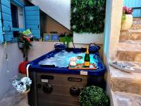 Plán poschodí v ubytovaní Vila Santa Maria Hvar with jacuzzi