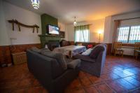 TV a/nebo společenská místnost v ubytování Casa rural Granada Los Corralillos de Pepa