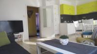 TV a/nebo společenská místnost v ubytování Apartment Sophie