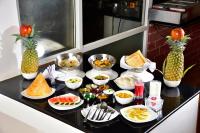 Jídlo v hotelu nebo okolí