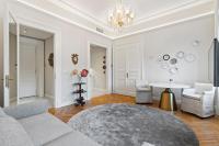 Posezení v ubytování Vodickova Luxury Suites