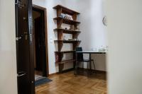 Knižnica v apartmáne