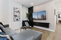 Modern Suite 3 min to Transit Downtown Torontoにあるシーティングエリア