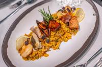 Jídlo v hotelu nebo okolí