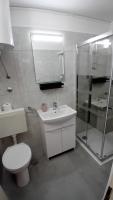 Kúpeľňa v ubytovaní apartmani vraničić