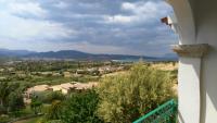 A general mountain view or a mountain view taken from az apartmanhoteleket