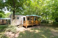 Ogród w obiekcie Camping Le Perpetuum