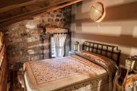 Postel nebo postele na pokoji v ubytování Casas Rurales Chon Alto Tajo