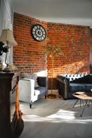 Posedenie v ubytovaní JAWORSKI APART'S - Studio Apartament Premium 40m2 - SELF CHECK IN 24H -bezkontaktowo sam sie meldujesz i wymeldowujesz przez 24h - do Rynku 7min!-FV
