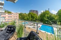 Basen w obiekcie Apartamenty Fenomen - Premium Porto Nadmorskie Tarasy w Kołobrzegu lub w pobliżu