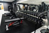 Centrum fitness w obiekcie Hotel Szatmári & Étterem Jászberény