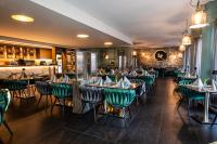 Restaurace v ubytování Hotel & Restaurant Knote